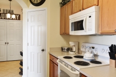 02 - Kitchen Entry